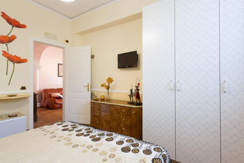 Angenehmes Haus mit privatem Pool - foto 37