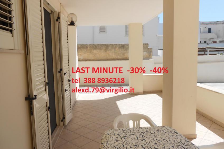 Helles, einladendes Appartement mit überdachter Veranda in Strandnähe