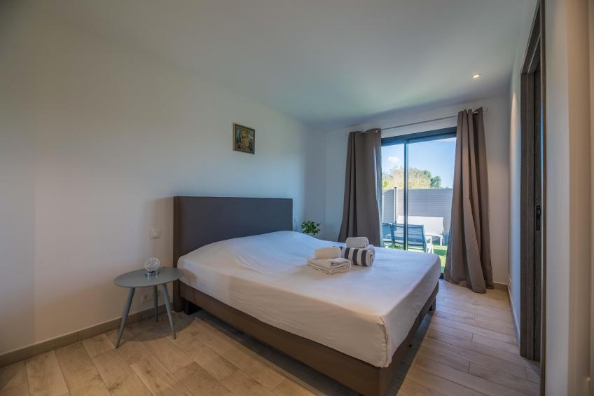 Résidence Premium Pierre & Vacances Vesna Rossa Villa - 8 people - 4 bedrooms - Air conditioned - 7m private pool - Garden - foto 18