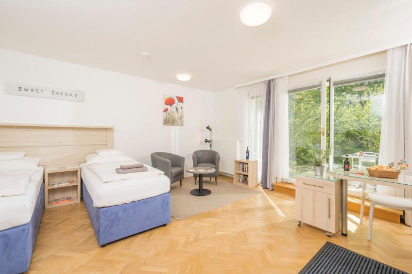 Studioappartement mit kleinem Garten und Terrasse