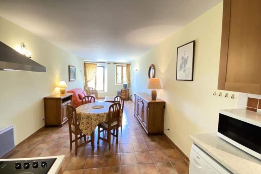 04b5 : Beau Studio Dans Un Mas Provençal - Piscine - foto 10