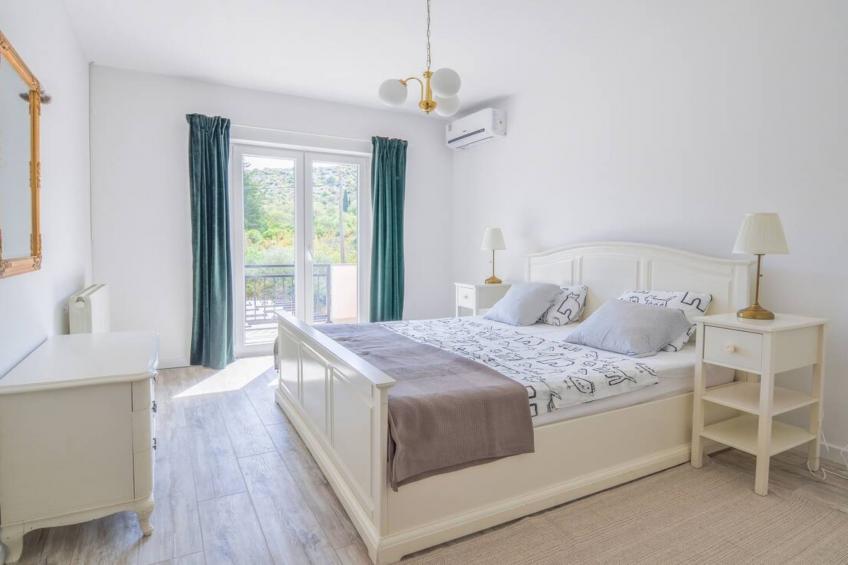 Villa With Pool - foto 2