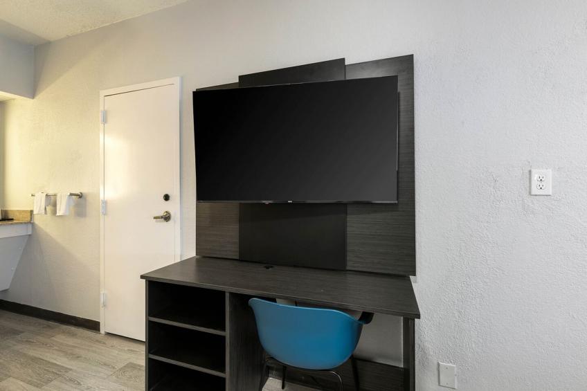 2 Full Beds  Non-Smoking Kitchen - foto 5