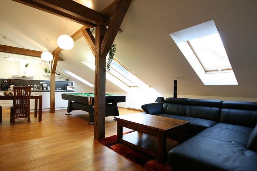 Luxuriöse Altbau-Dachgeschosswohnung in Prag - foto 6