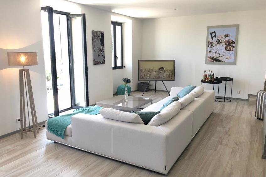 Ferienvilla mit Blick auf das Wasser - foto 8