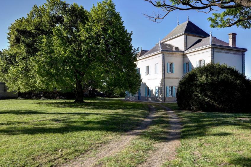 Schloss mit Überlaufpool an der Dordogne - foto 26