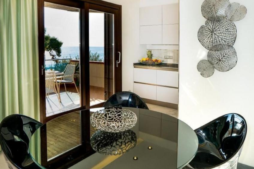 Beachfront Apartment - foto 9