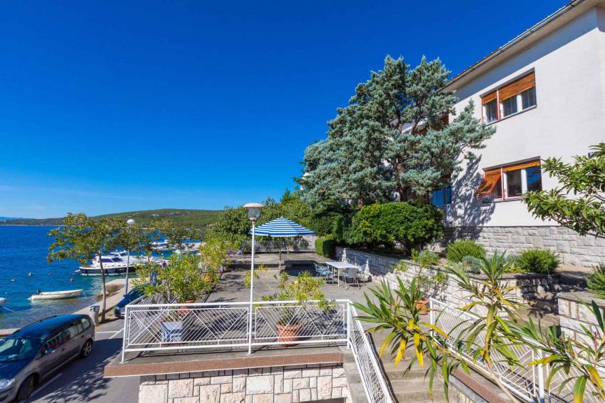 Holiday apartment in the first row to the sea, with sea view and satellite TV - BF-DMFX - foto 2