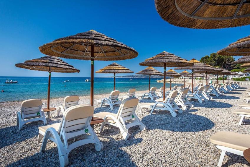 Luxuriöse Villa mit Pool, großem mediterranen Garten und Kinderspielplatz. - foto 10