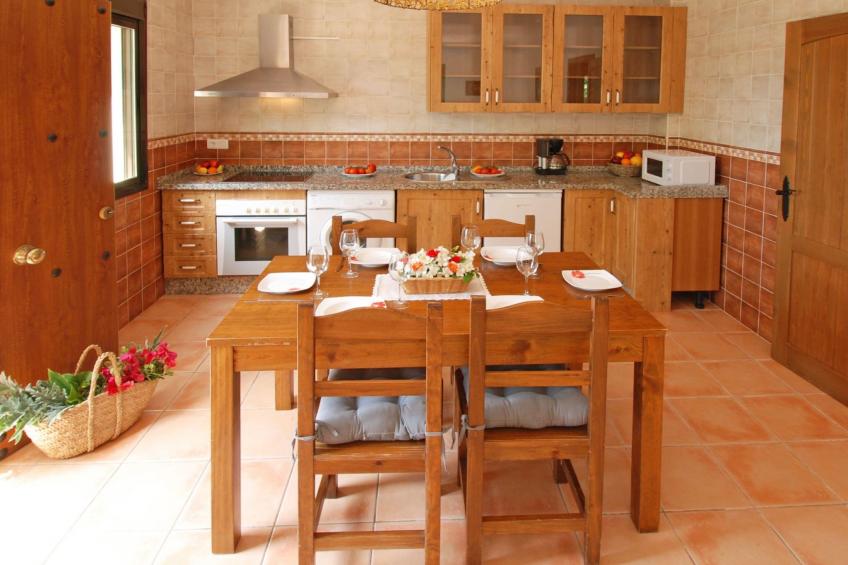 Villa Los Poyatos, beheizter Pool, Wifi, AC,BBQ - foto 23