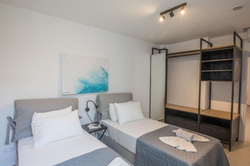 Geräumige Villa mit großem Garten und Pool - foto 29