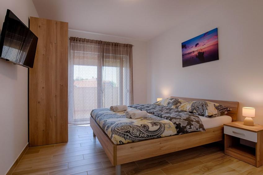 Haus in Pinezići mit privatem Pool - foto 46