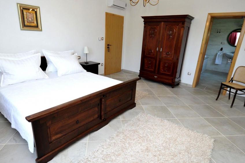 Alleinstehendes Ferienhaus mit Swimmingpool - foto 18