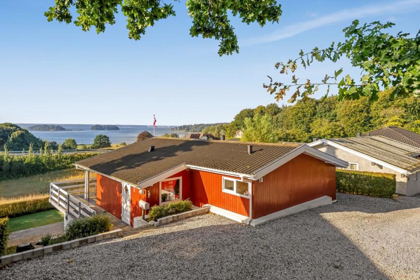 "Senni" - 800m from the sea