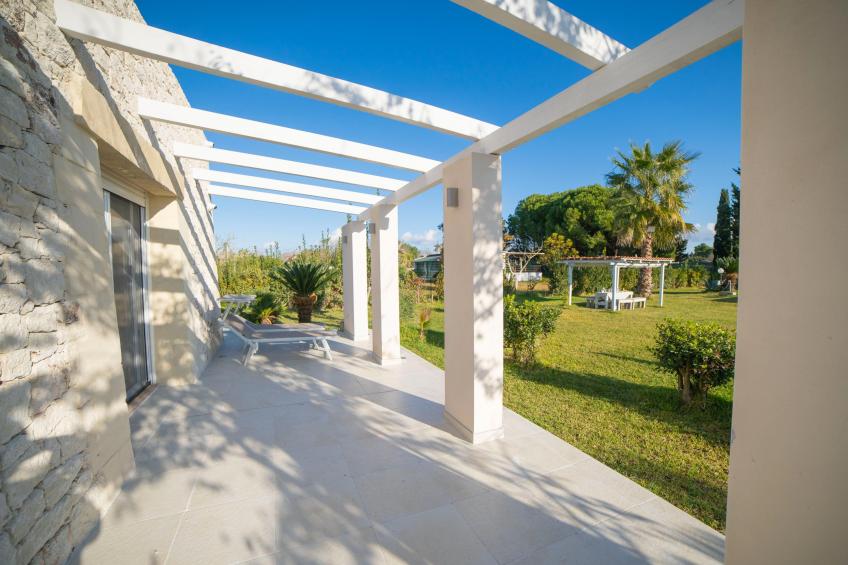 Villa Assunta Pool And Sea Near Roca - foto 22