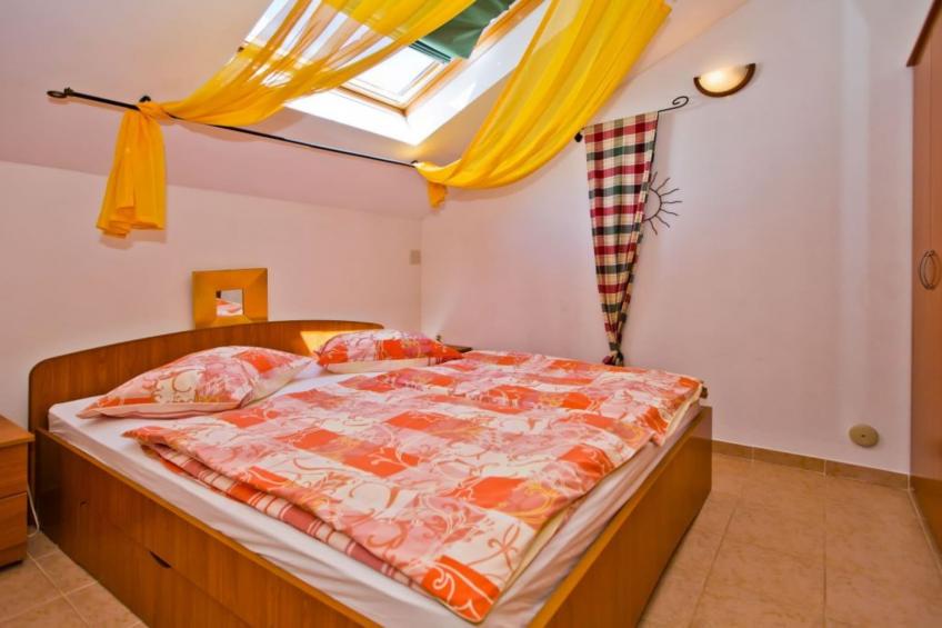 Charming and Sunny Hvar Apartments - One Bedroom Apartment with Balcony (owner 6) - foto 16