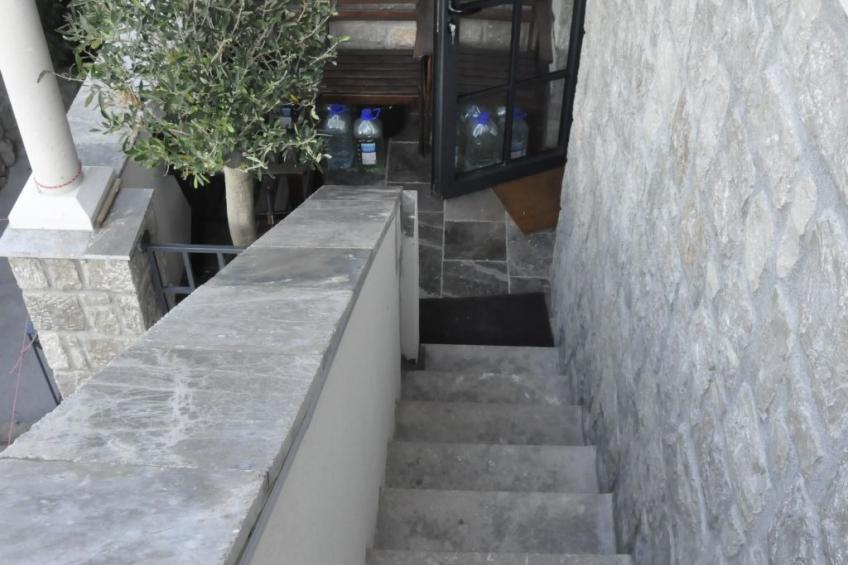 in Zelinika mit Großer Terrasse - foto 9