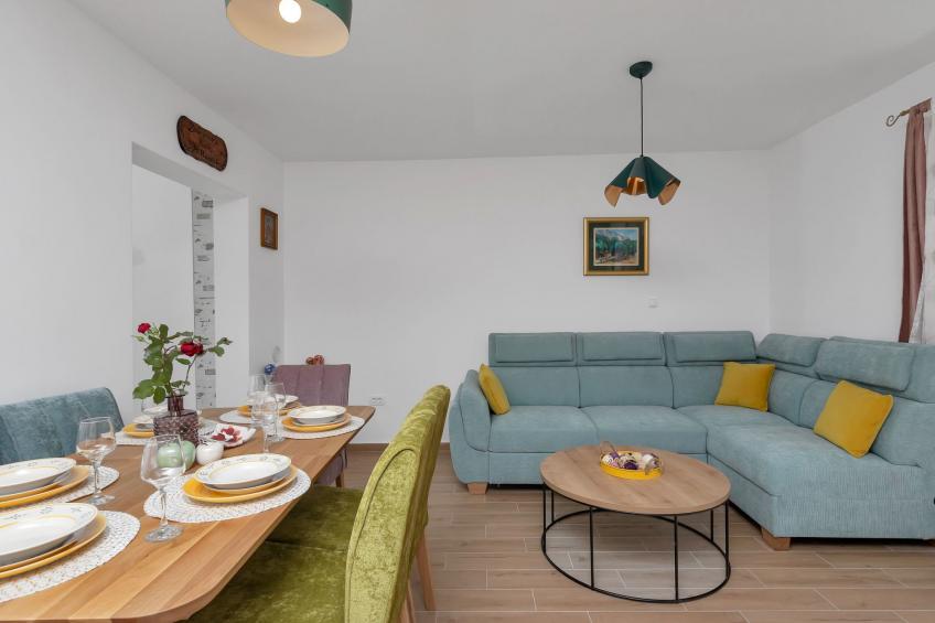 in Rašćane mit Beheiztem Pool - foto 24