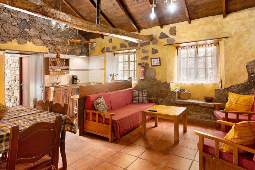 250 Jahre altes Steinhaus mit zwei Terrassen inmitten einer wunderbaren Naturla - foto 3