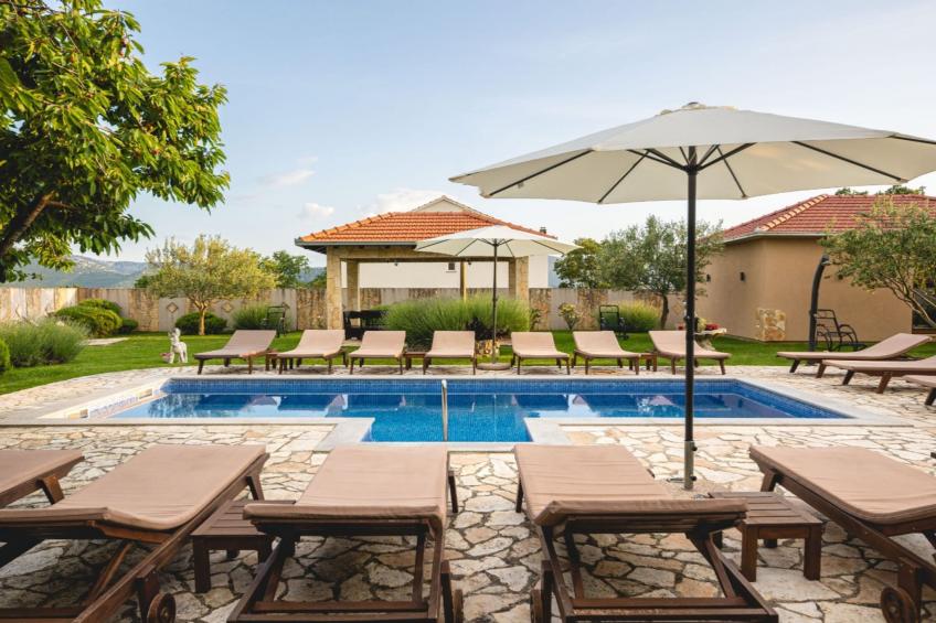 Villa Popovića Dvori -  Six Bedroom Villa with Pool - foto 24