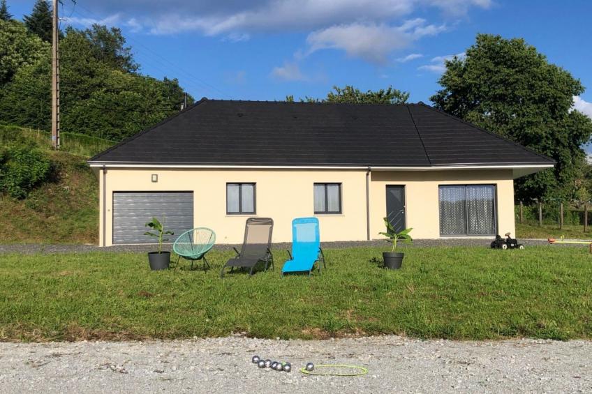 Neues 3-Zimmer-Pavillon mit Garage und Privatparkplatz