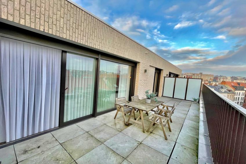 Modern 2BR Penthouse Near Diamond District by OneLuxStay - foto 50