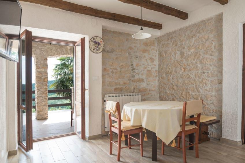 Wunderschön eingerichtete Villa mit Pool und Garten - foto 23