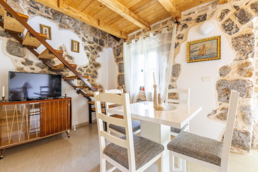 Rustical Resort Kokorići with Shared Outdoor Swimming Pool - One Bedroom Apartment with Terrace - foto 3