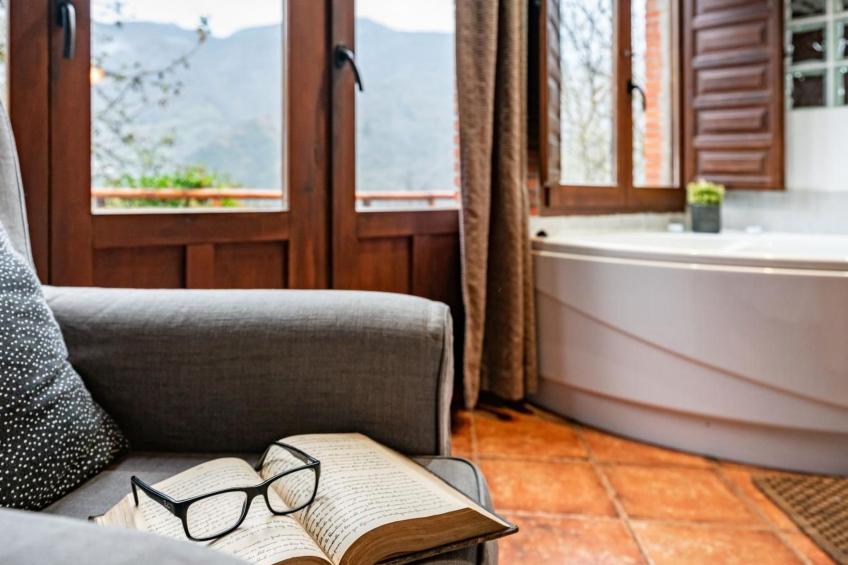 Jacuzzi, Kamin, Grill und spektakuläre Aussicht - foto 8