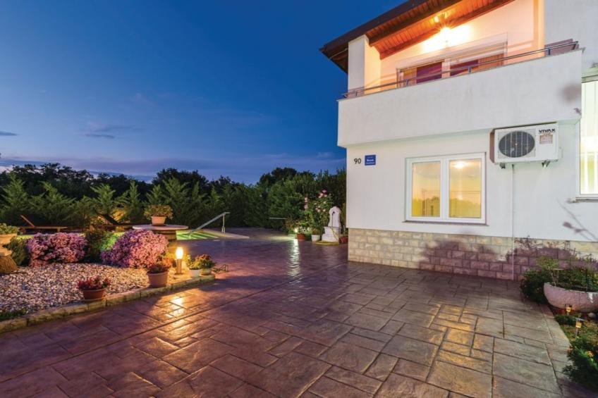 Holiday Home Villa Ksenija - Six Bedroom Holiday Home with Pool - foto 47