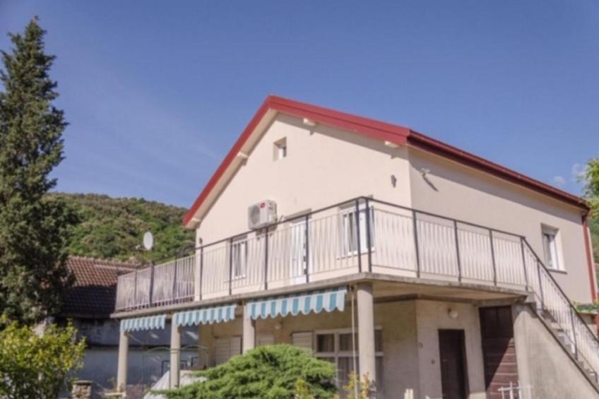 Modern Apartment with Terrace in Herceg Novi - Two Bedroom Apartment - foto 25