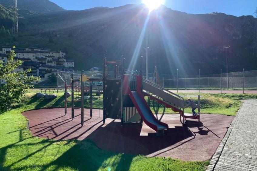 mit Panoramablick in die Bergwelt - foto 14