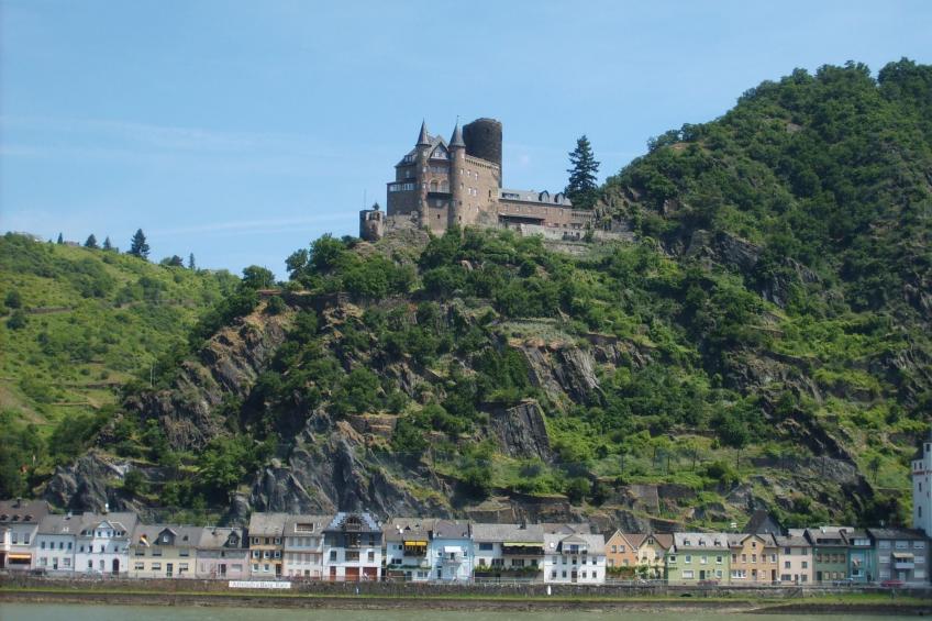 mit Balkon und Rheinblick - foto 21