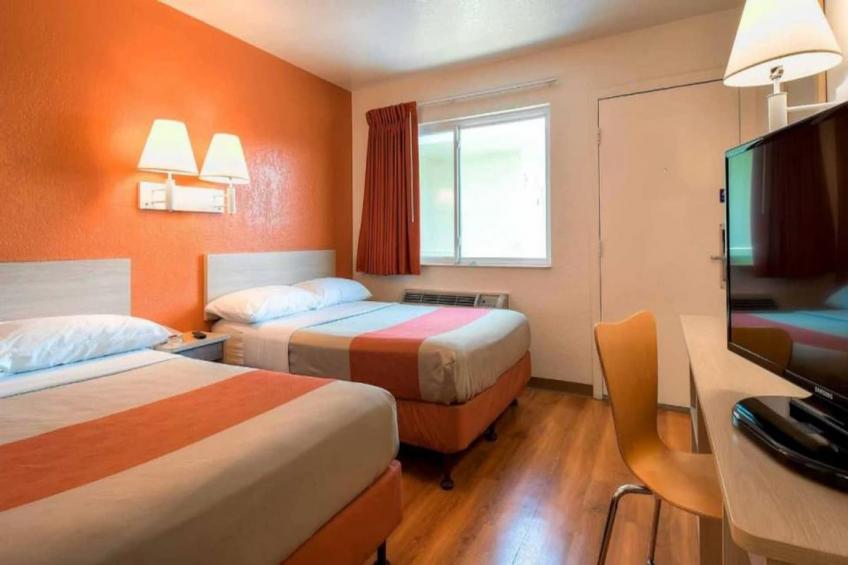 2 Full Beds  Micfridge - foto 4