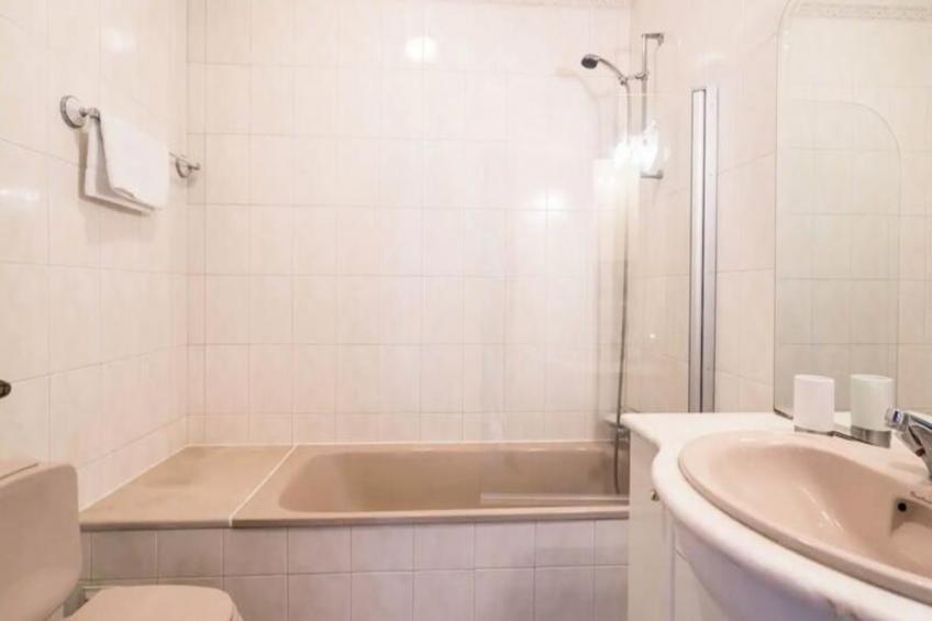 Sunny Seaside Escape - foto 8