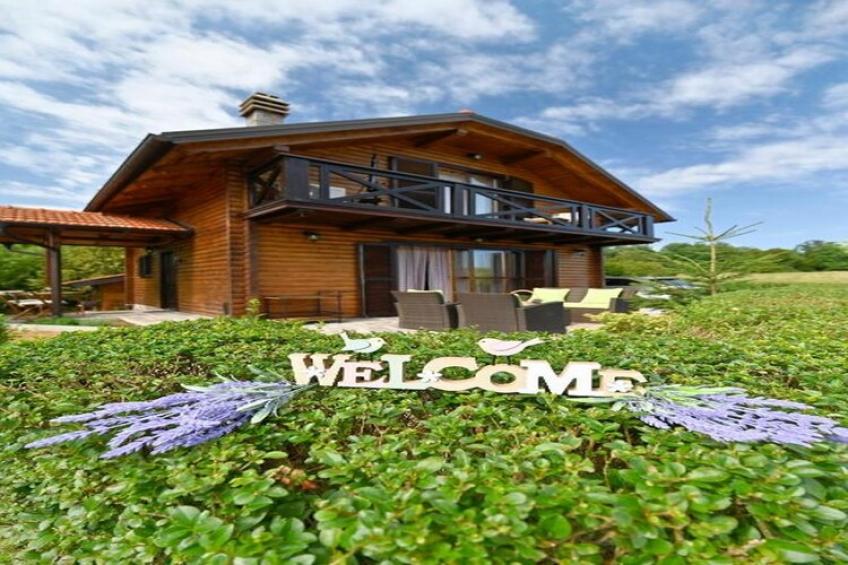 Lavanda Land - Villa Tanya Mrežnica - Three Bedroom Holiday Home with Hot Tub - foto 26