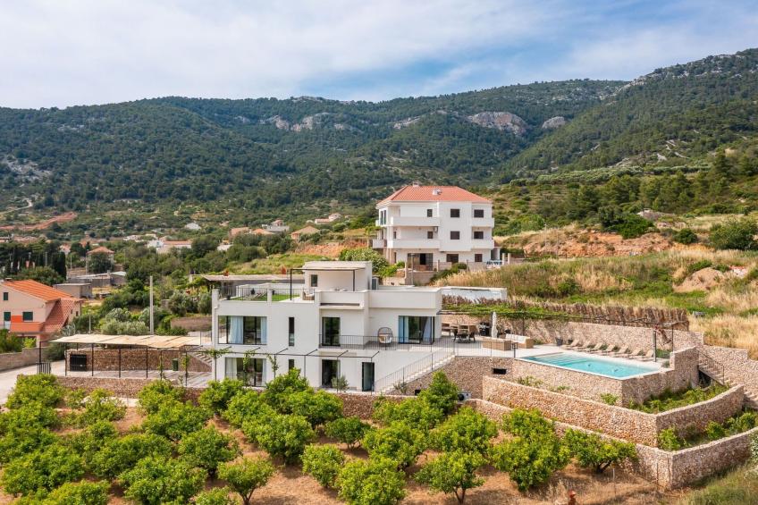 Luxuriöse Villa Envivo Komiža mit Pool und professionellem Fitnessstudio - foto 2