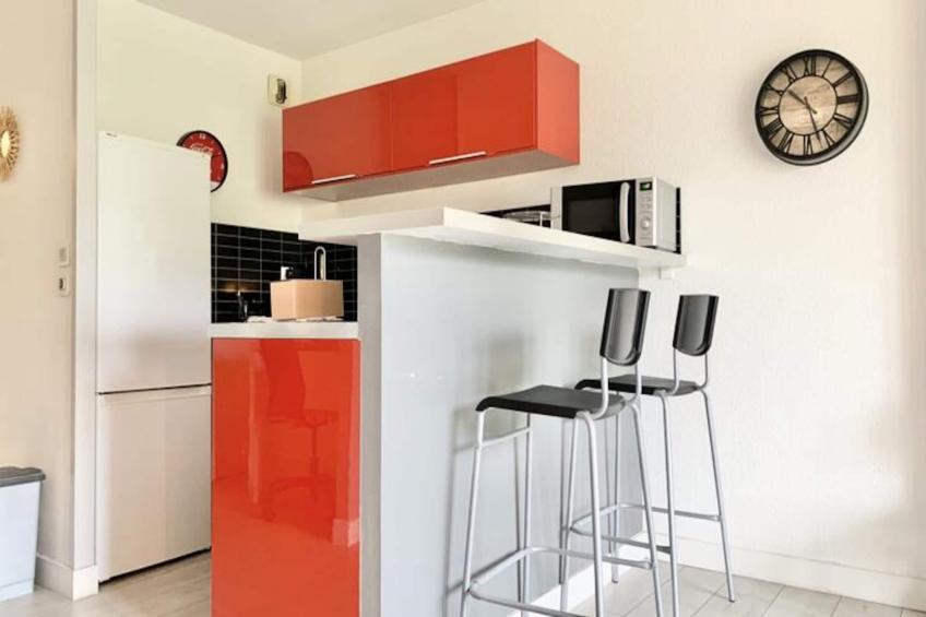 | The Red One - foto 10