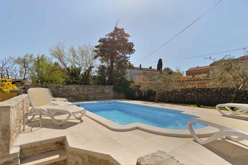 Holiday home with swimming pool on traditional property - BF-XFY94 - foto 16