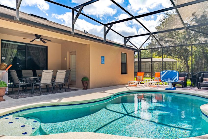 Cypress Pointe Villa mit privatem Pool bei Sonnenuntergang