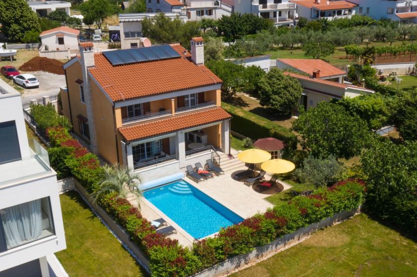 in Pomer mit privatem beheizten Pool und Meerblick - foto 42