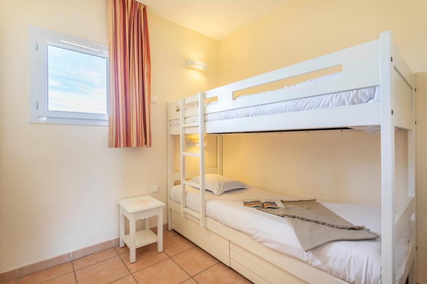 Pierre & Vacances Village Pont Royal en Provence Apartment 6 people - 1 bedroom + 1 sleeping alcove - Balcony or terrace - foto 10