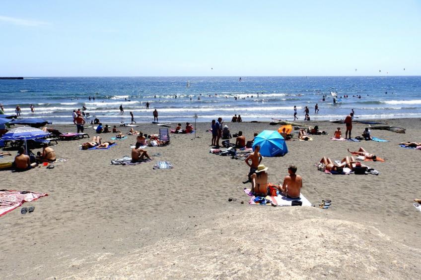 Touristische Unterkunft "Duplex Meerblick Medano". - foto 28