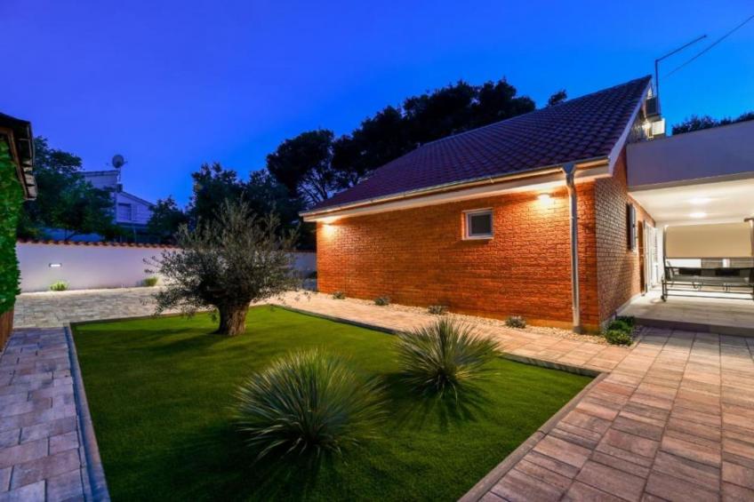 Four Bedroom Villa With Hot Tub - foto 24
