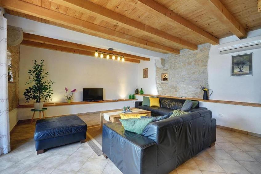 Villa Katherine with Pool and Game Room - foto 18
