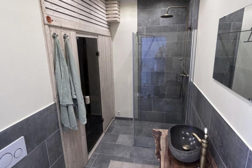 Renoviertes Haus in Husen mit Terrasse und Sauna - foto 17