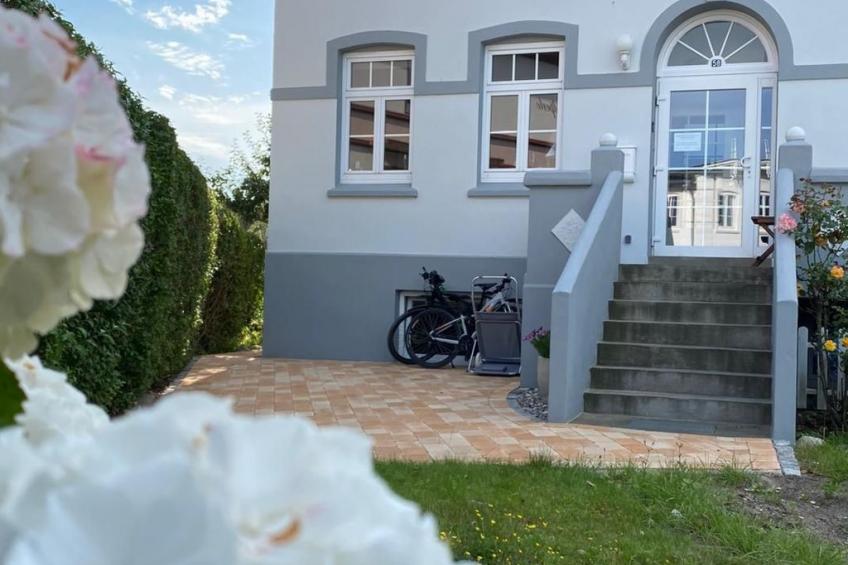 Freundlich eingerichtete Wohnung mit Meerblick