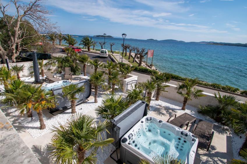 Surtini Villa Orebić Jakuzi Erste - foto 33