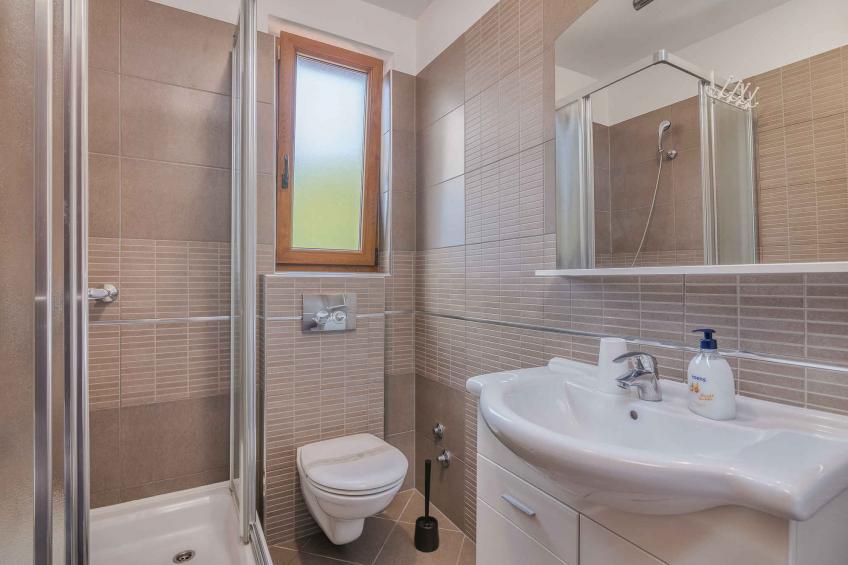 Vakantiewoning in het centrum van Njivice - BF-RR6CY - foto 20