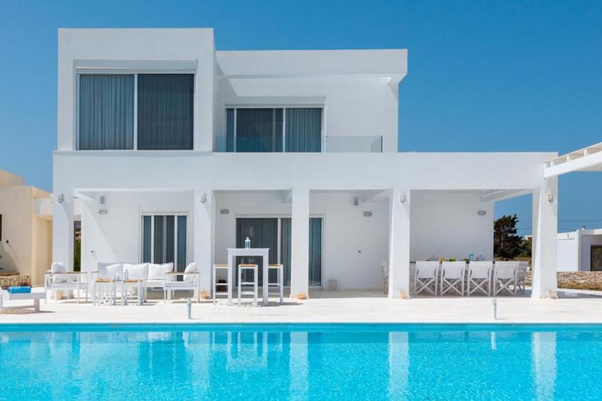 Strandvilla für 15 Personen in Kolipia